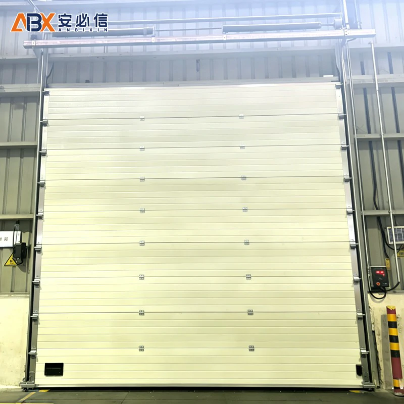 丽江市垂直滑升门